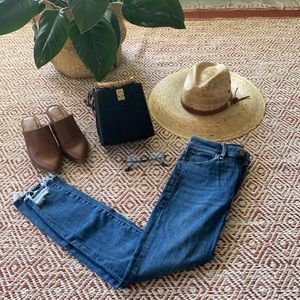 Abercrombie High rise ankle jeans